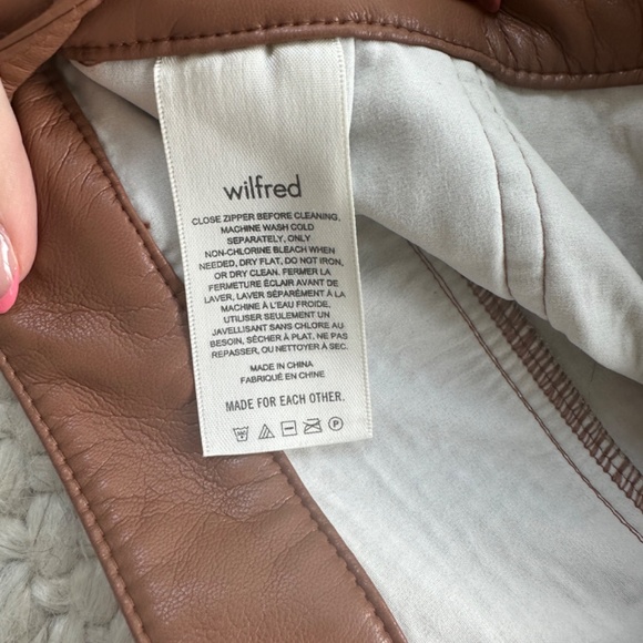 Faux brown leather pants (Aritzia) - Picture 5 of 5